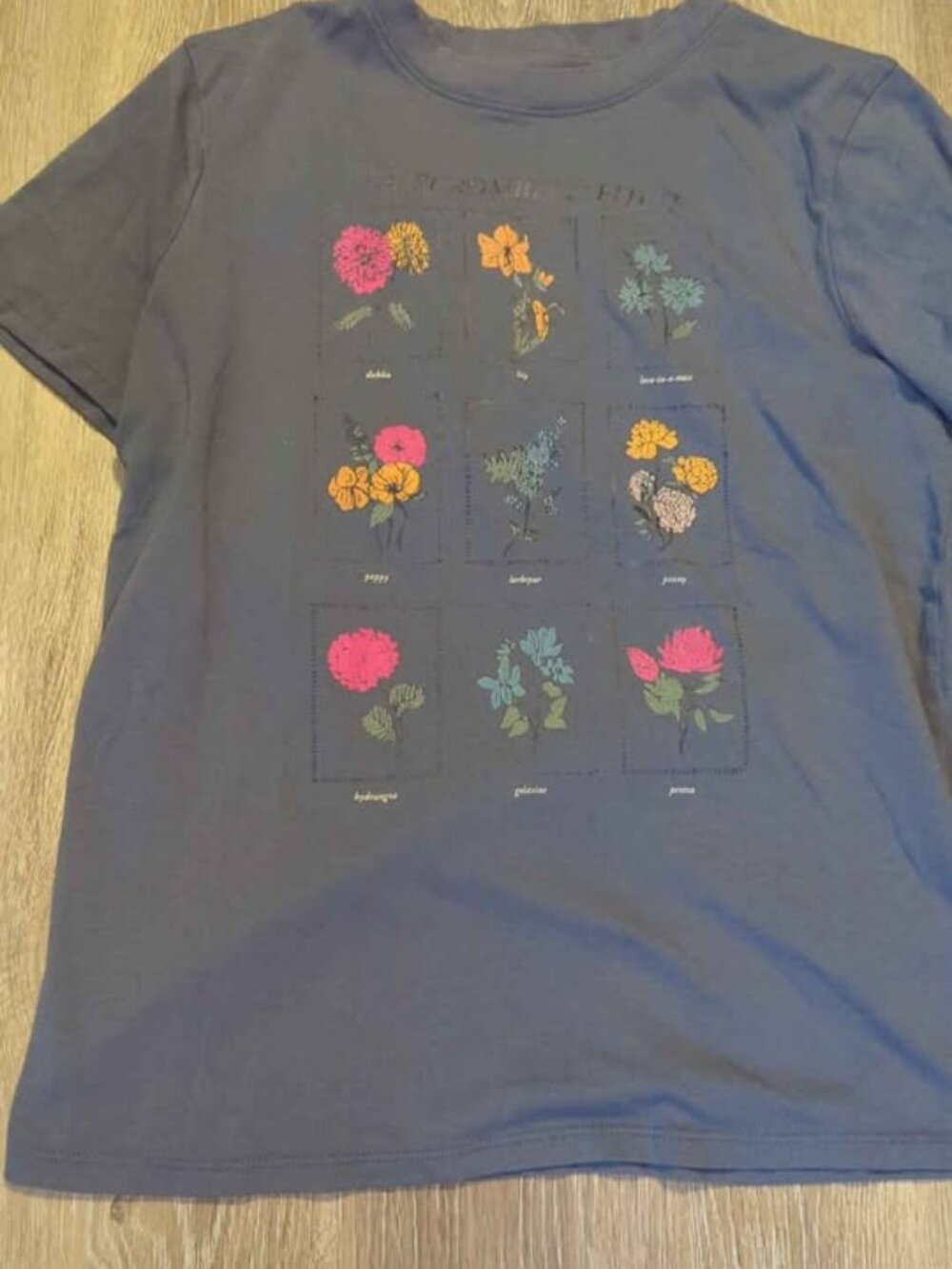 Abercrombie Kids Flower Graphic T-shirt Size 13/14